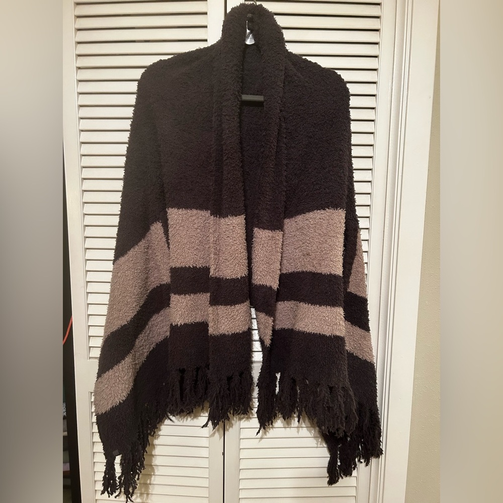 Comfy-Cozy, Ultra Versatile Wrap